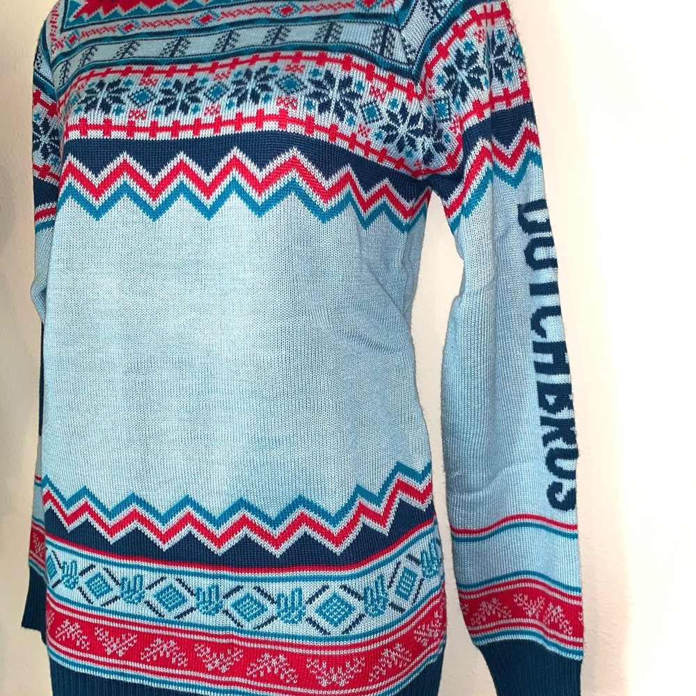 NEW Dutch Bros Sweater, Size S